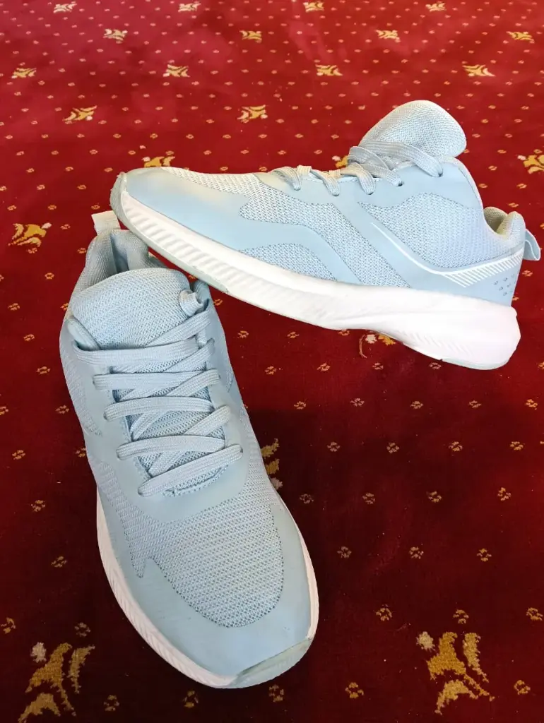 Sport shoe (No 40)(Available at Sasa Mall:Moi Avenue-Shop G16) 