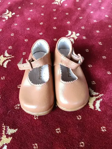 Baby Shoe (No 19)