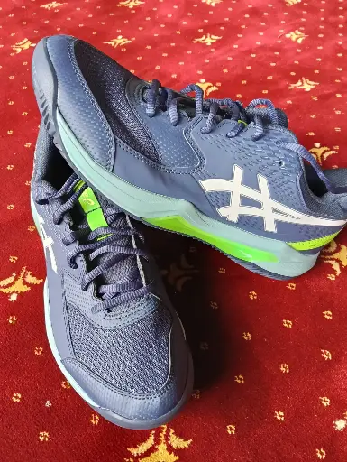 sports shoe (No 44)(Available at Sasa Mall:Moi Avenue-Shop G16)